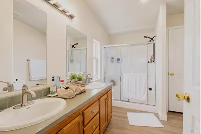 2408 Magnolia Avenue, Petaluma, CA 94952 - Photo 45