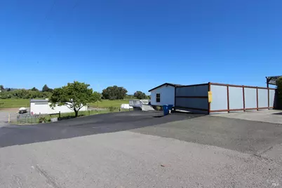 2408 Magnolia Avenue, Petaluma, CA 94952 - Photo 3