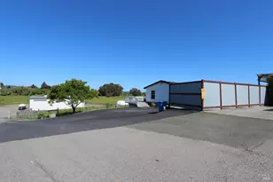 2408 Magnolia Ave, Petaluma, CA 94952 - Photo 3