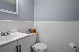 445 Calmace Dr, Dixon, CA 95620 - Photo 15