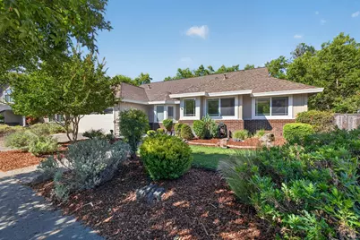 4795 Hillsboro Circle, Santa Rosa, CA 95405 - Photo 3