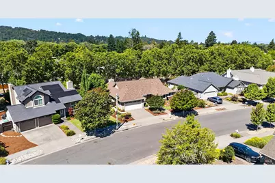 4795 Hillsboro Circle, Santa Rosa, CA 95405 - Photo 57