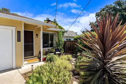 327 Plaza Street, Healdsburg, CA 95448 - Photo 17