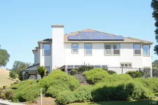 2901 Pebble Beach Cir, Fairfield, CA 94534 - Photo 3