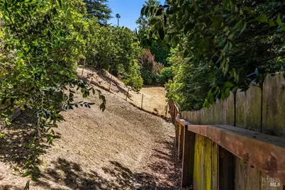 996 Sandpoint Drive, Rodeo, CA 94572 - Photo 41