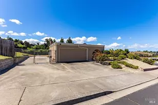 996 Sandpoint Dr, Rodeo, CA 94572 - Photo 3