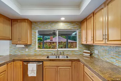 7000 Oak Leaf Drive, Santa Rosa, CA 95409 - Photo 17