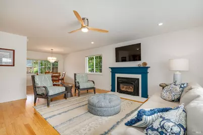 7000 Oak Leaf Drive, Santa Rosa, CA 95409 - Photo 13