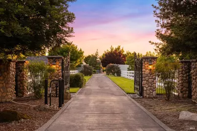 6811 Willow Road, Vacaville, CA 95687 - Photo 17