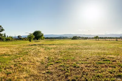 6811 Willow Road, Vacaville, CA 95687 - Photo 83