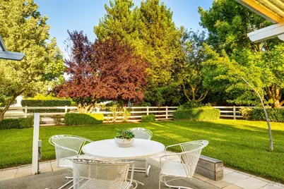 6811 Willow Road, Vacaville, CA 95687 - Photo 43