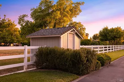 6811 Willow Road, Vacaville, CA 95687 - Photo 75