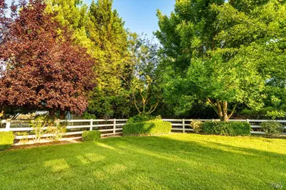 6811 Willow Road, Vacaville, CA 95687 - Photo 45