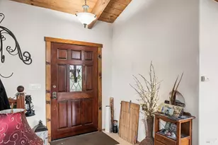 22540 Hutchinson Rd, Los Gatos, CA 95033 - Photo 3