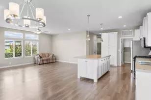 88 Oakwood Dr, Petaluma, CA 94954 - Photo 15