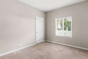 88 Oakwood Dr, Petaluma, CA 94954 - Photo 17