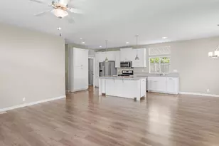 88 Oakwood Dr, Petaluma, CA 94954 - Photo 5