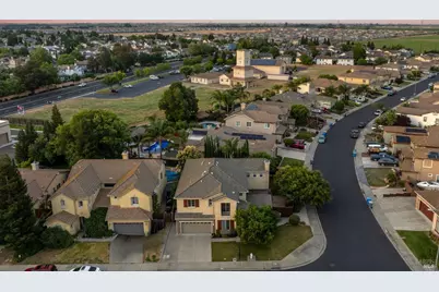 219 Snowy Owl Drive, Vacaville, CA 95687 - Photo 89