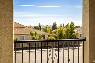 219 Snowy Owl Dr, Vacaville, CA 95687 - Photo 41