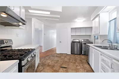 247 East Seven Flags Circle, Sonoma, CA 95476 - Photo 7