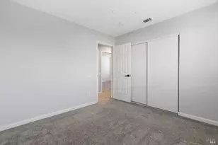 279 Clearpointe Dr, Vallejo, CA 94591 - Photo 21