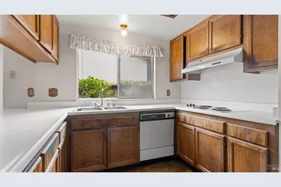 1917 Clydesdale Way, Petaluma, CA 94954 - Photo 13