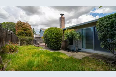 1917 Clydesdale Way, Petaluma, CA 94954 - Photo 27