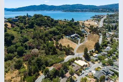 1 Trestle Glen Circle, Tiburon, CA 94920 - Photo 11