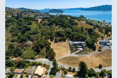 1 Trestle Glen Circle, Tiburon, CA 94920 - Photo 13