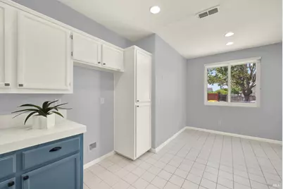 512 Vierra Street, Rio Vista, CA 94571 - Photo 33