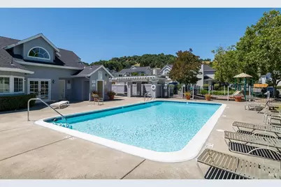 186 Ignacio Valley Circle, Novato, CA 94949 - Photo 7