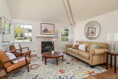 186 Ignacio Valley Circle, Novato, CA 94949 - Photo 3