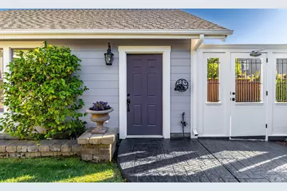 622 E 2nd Street, Benicia, CA 94510 - Photo 73