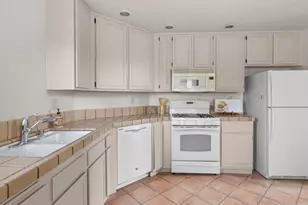 5038 Lakeview Cir, Fairfield, CA 94534 - Photo 11