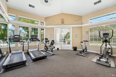 567 E Jasmine Circle, Santa Rosa, CA 95407 - Photo 31