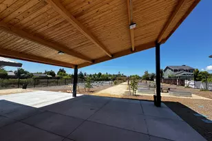 1001 Camellia Ct, Suisun City, CA 94585 - Photo 33