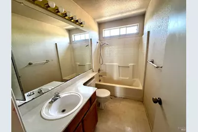 1001 Camellia Court, Suisun City, CA 94585 - Photo 21