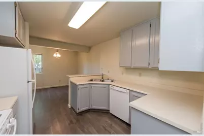 7 Meridian Circle, Rohnert Park, CA 94928 - Photo 9