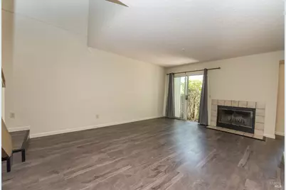 7 Meridian Circle, Rohnert Park, CA 94928 - Photo 3