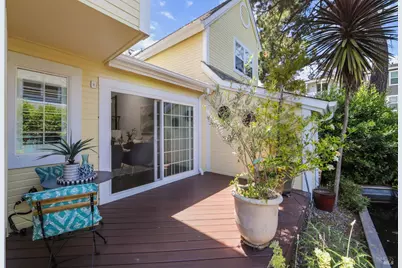 260 Marina Village Way, Benicia, CA 94510 - Photo 35