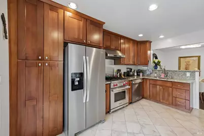 260 Marina Village Way, Benicia, CA 94510 - Photo 15