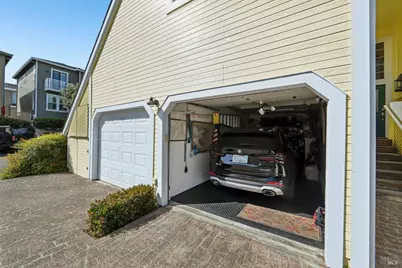 260 Marina Village Way, Benicia, CA 94510 - Photo 47