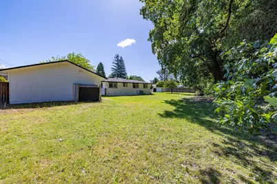 10999 Old Redwood Highway, Windsor, CA 95492 - Photo 43