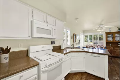 315 Regency Circle, Vacaville, CA 95687 - Photo 21
