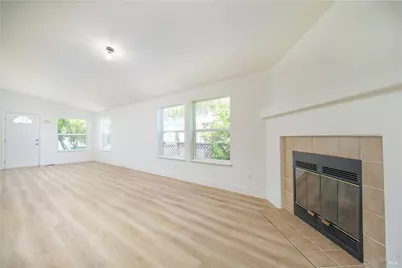209 Yosemite Road, San Rafael, CA 94903 - Photo 9