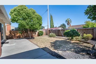 381 Lily Street, Fairfield, CA 94533 - Photo 47