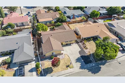 381 Lily Street, Fairfield, CA 94533 - Photo 33
