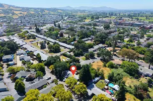80 Woelfe Dr, Santa Rosa, CA 95403 - Photo 39