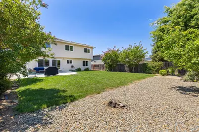 1306 Rebecca Drive, Suisun City, CA 94585 - Photo 33