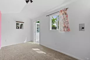 419 N Washington St, Cloverdale, CA 95425 - Photo 25